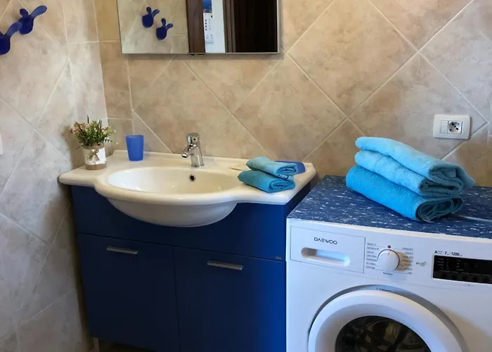 Apartament Bilocale Miramare *